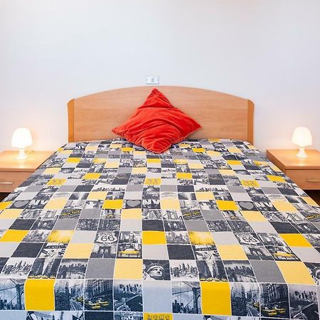 Casa Claire Lägenhet Bardolino Exteriör bild