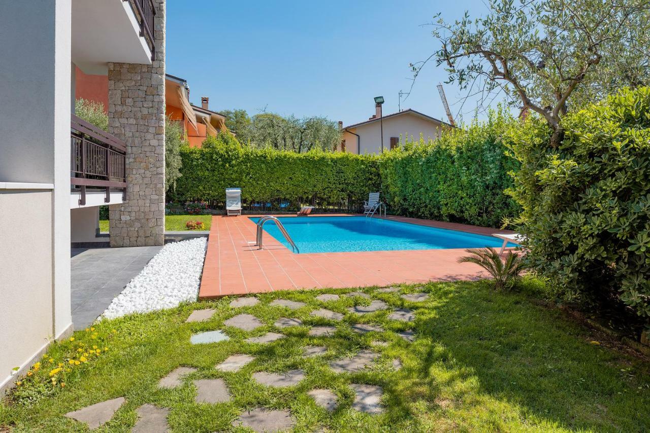 Casa Claire Lägenhet Bardolino Exteriör bild