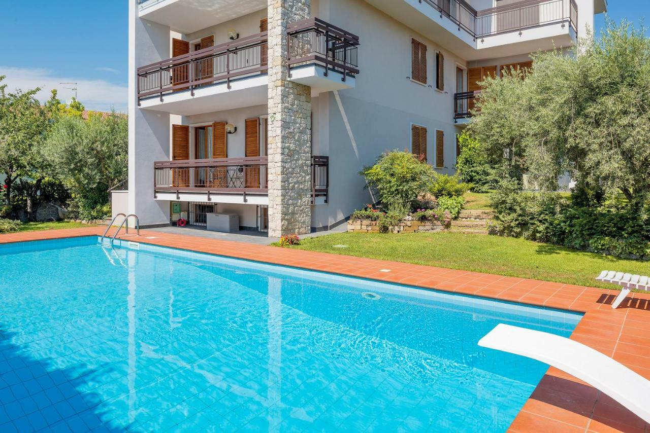 Casa Claire Lägenhet Bardolino Exteriör bild